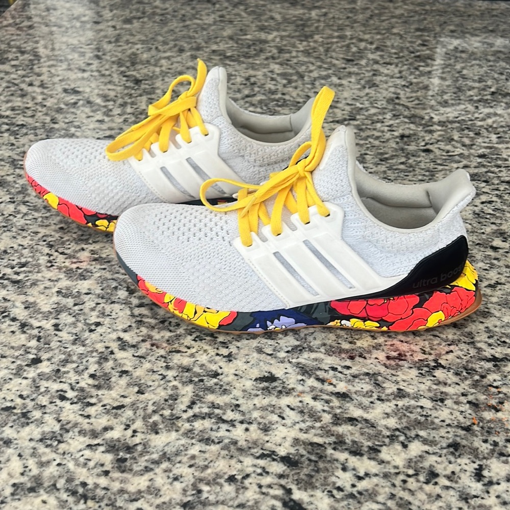 Adidas Ultra Boost Sneakers